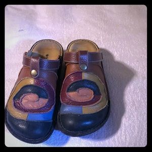 Spring step clogs